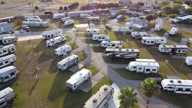 Aerial view of Portobelo Village MHC & RV Park vehicles