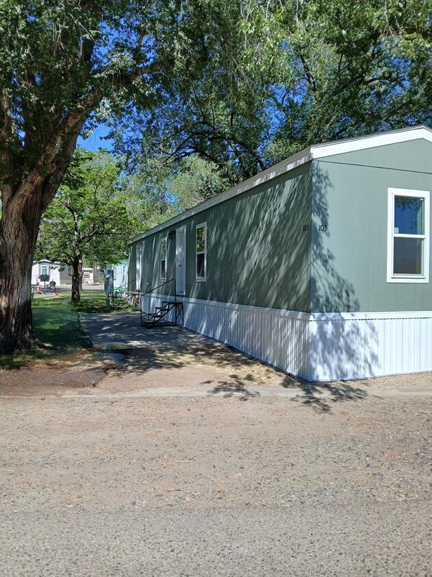 Western Hills Mobile Home Community exterior of home for sale